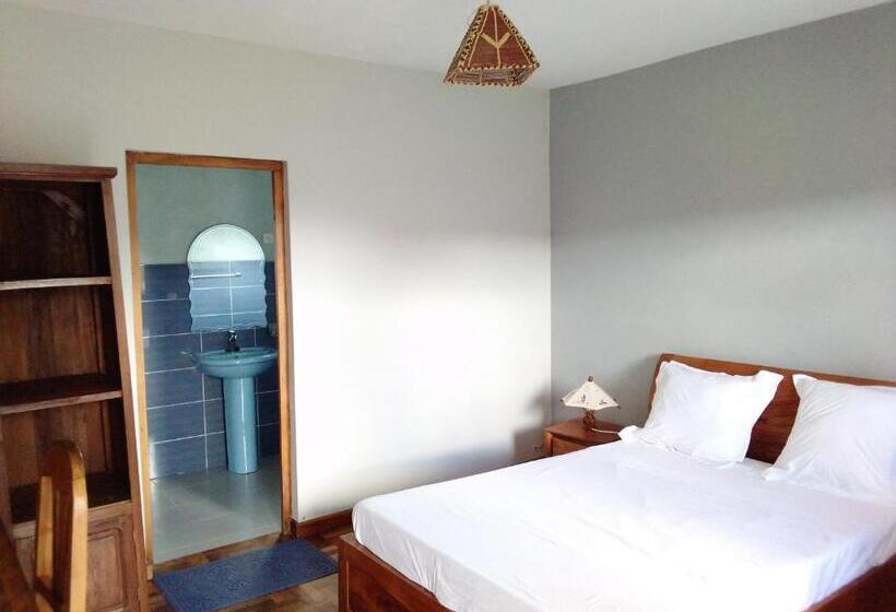 Standardrum Trädgårdsutsikt, Andasibe Sifaka Lodge