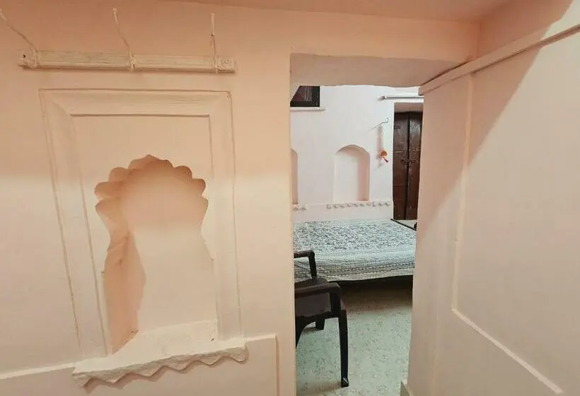 エコノミーシングルルーム, Haveli Gulabram Ji, Bundi