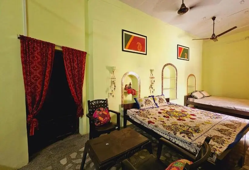 ガーデンビューファミリールーム, Haveli Gulabram Ji, Bundi