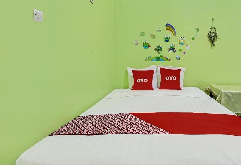اتاق لوکس, Oyo 92467 Cahyo Kost 1