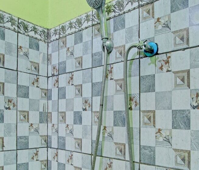 اتاق لوکس, Oyo 92467 Cahyo Kost 1