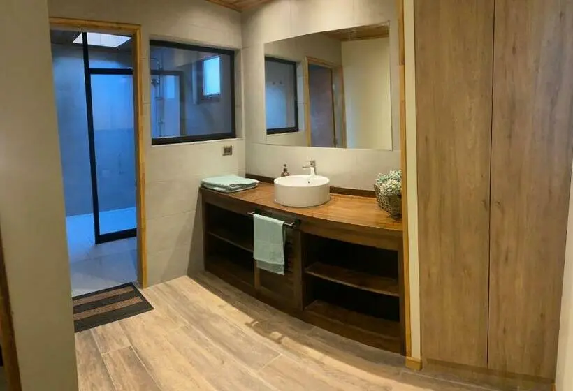 キングサイズベッドのスーペリアルーム, Motel Los Robles