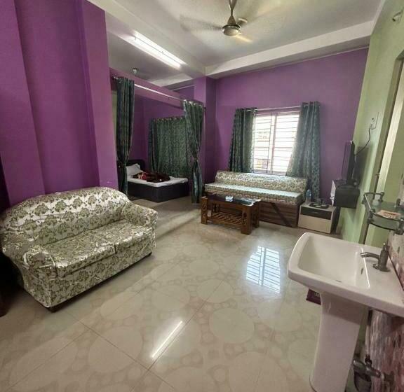 スタンダードルーム, Roop Amrit Guest House