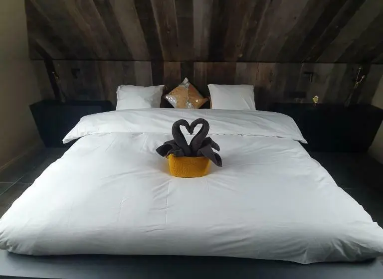 デラックスルーム, Substantiel   Luxury Rooms & Wellness Suite