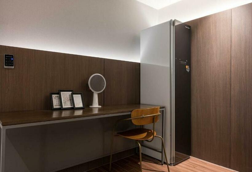 デラックスルーム, Siheung Brown Dot Jeongwang