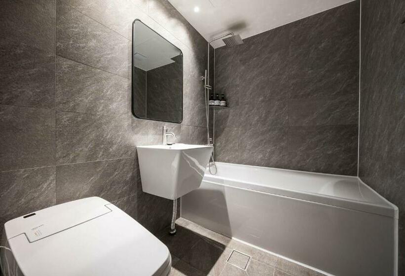 デラックスルーム, Siheung Brown Dot Jeongwang