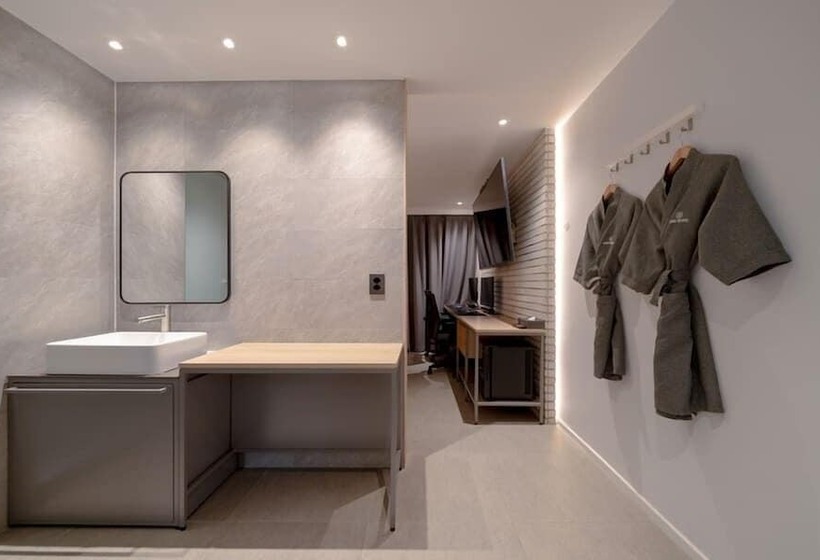 スイート, Siheung Brown Dot Jeongwang