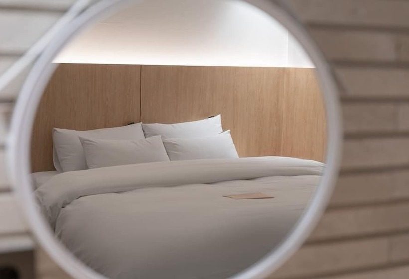 スタンダードルーム, Siheung Brown Dot Jeongwang