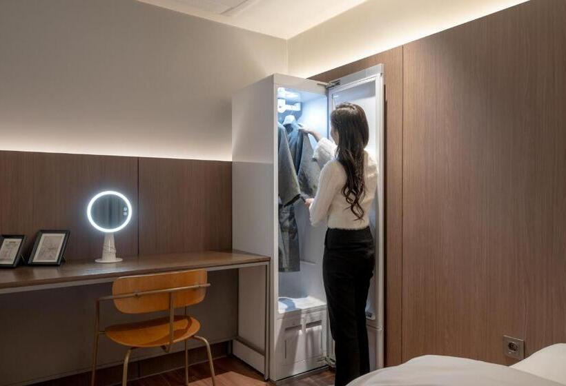 デラックスルーム, Siheung Brown Dot Jeongwang