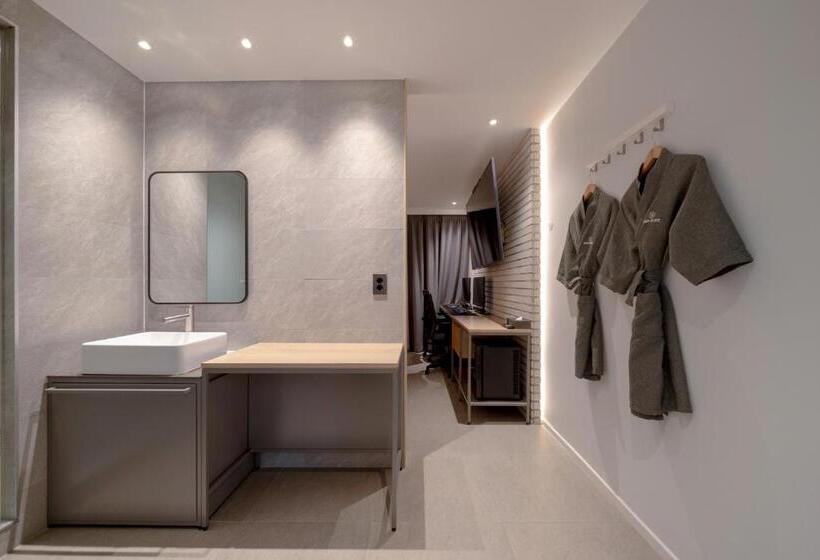 スイート, Siheung Brown Dot Jeongwang