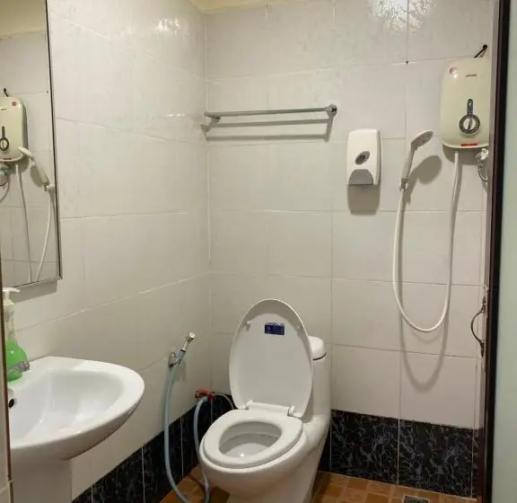 اتاق لوکس, Malaysia