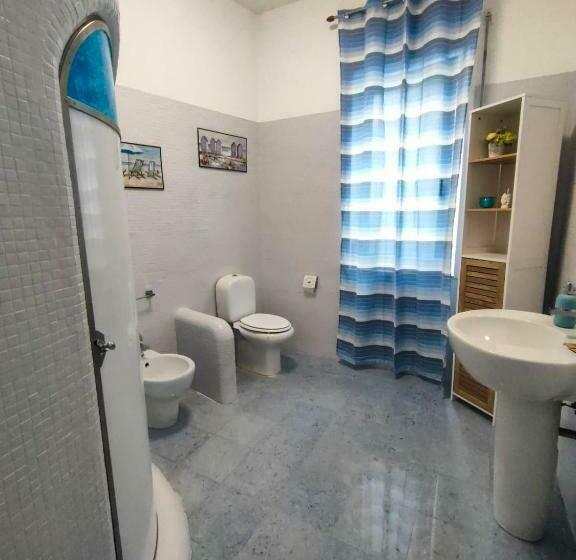 标准间, Ament S B&b