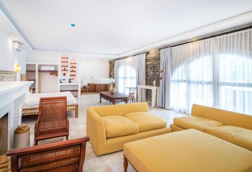 キングサイズベッドのデラックススイート, Bona Me Yalıkavak