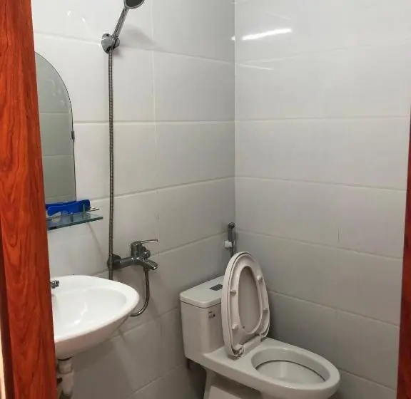 سوییت, Nhà Nghỉ Phương Linh 0vat