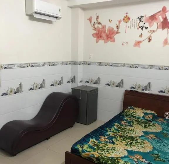 سوییت, Nhà Nghỉ Phương Linh 0vat