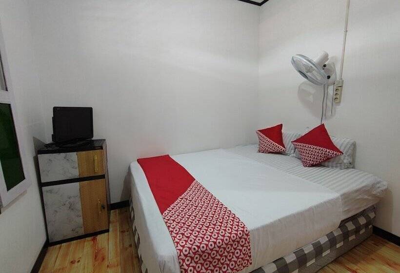 غرفة ديلوكس, Oyo 92357 Zzip Homestay