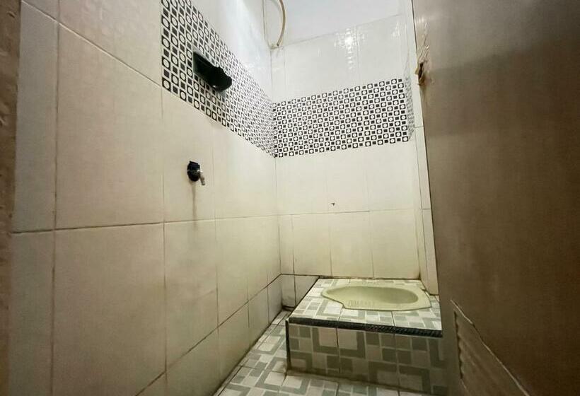 Номер Стандарт, Spot On 92362 Pondokan Tali Super