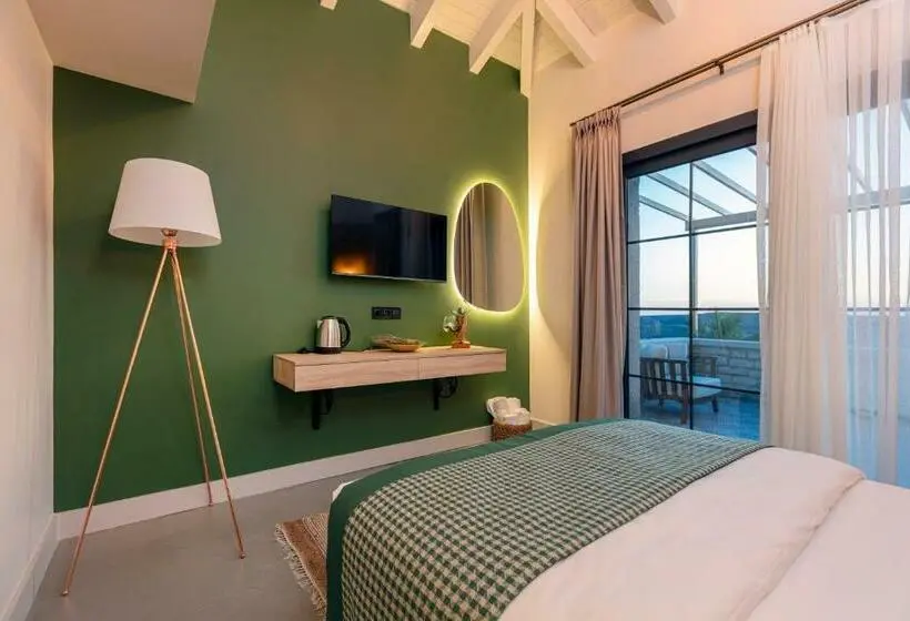 Juniorsviitti Terassi, Lavie Otel çeşme