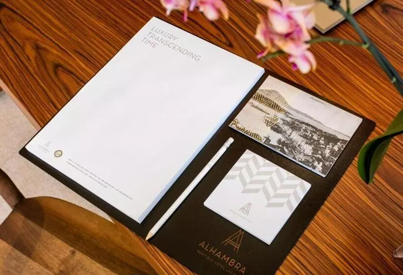 سوییت جونیور, Boutique Hotel Alhambra
