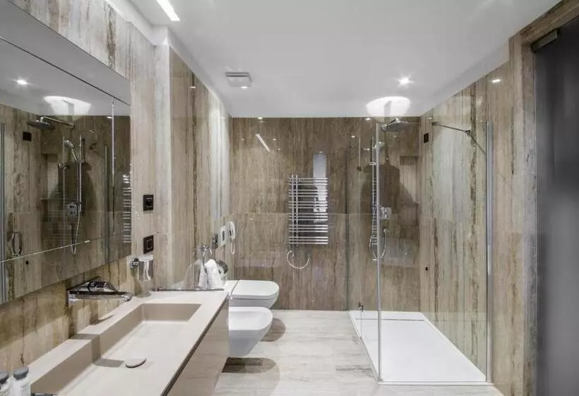اتاق دلوکس با چشم‌انداز پارک, Boutique Hotel Alhambra