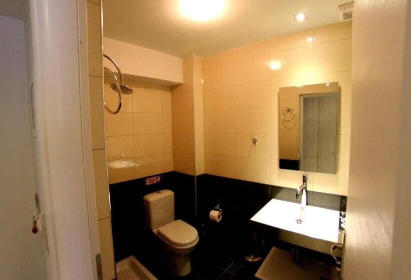 스탠다드 룸, Aura Boutique