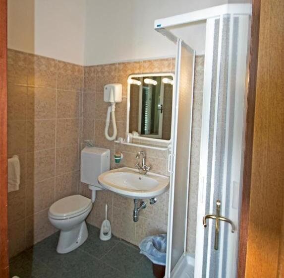 スタンダードトリプルルーム, Baia