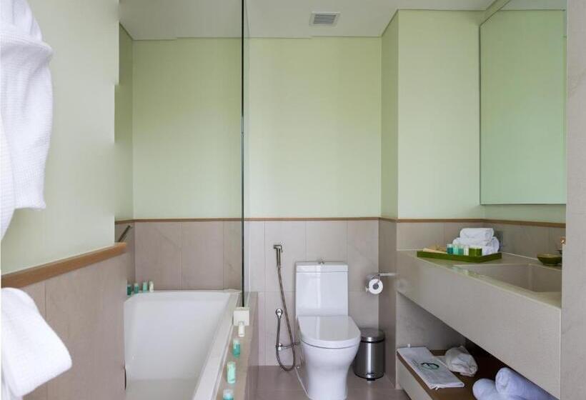 스위트, Fusion Suites Da Nang