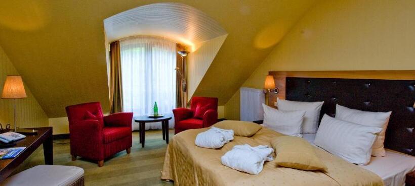 غرفة قياسية, Habichtstein