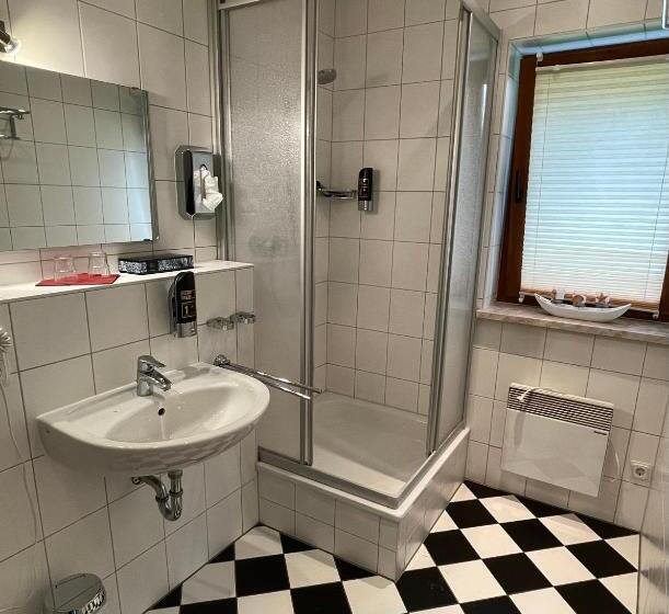 منزل غرفة نوم واحدة, Habichtstein