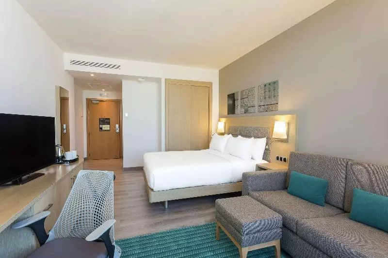 اتاق خانوادگی, Hilton Garden Inn Tanger City Center