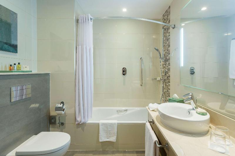 חדר משפחתי נוף לים, Hilton Garden Inn Tanger City Center