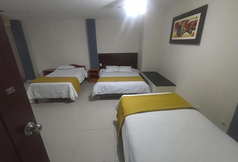 اتاق استاندارد چهار تخته, Le Saint Etienne