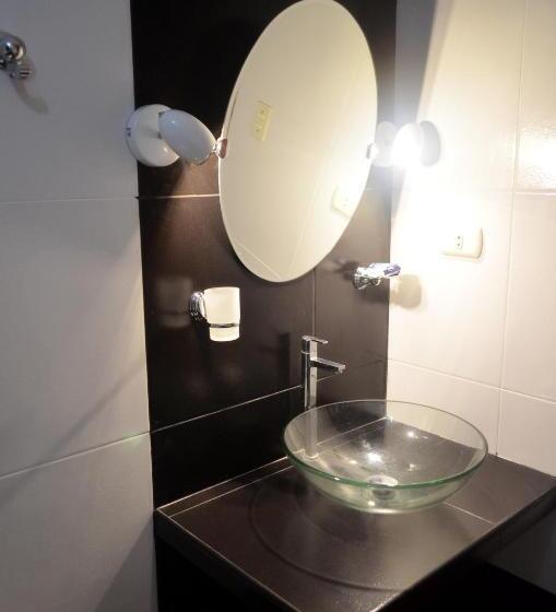 اتاق استاندارد چهار تخته, Le Saint Etienne