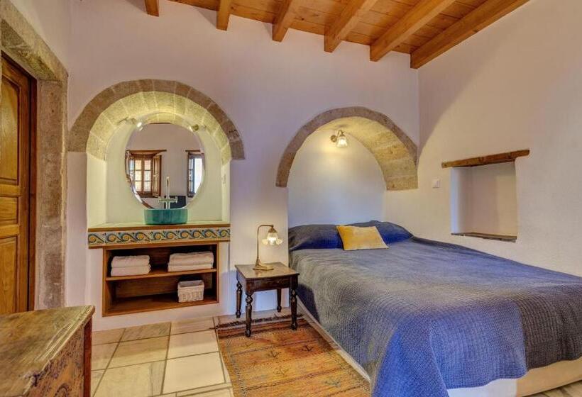 측면 바다 전망 스탠다드 3인룸, Malvasia Traditional