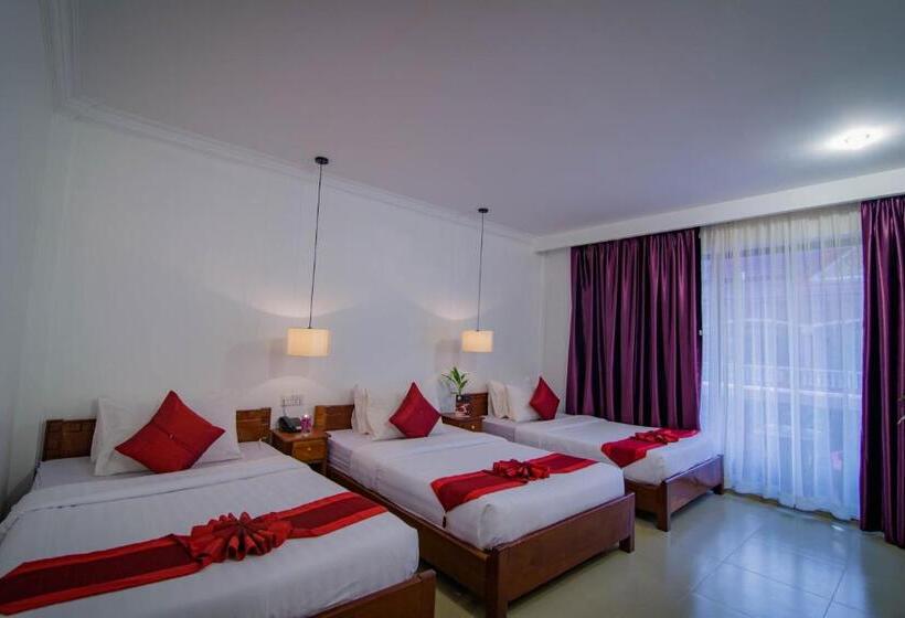 اتاق لوکس سه تخته, Mekong Angkor Deluxe