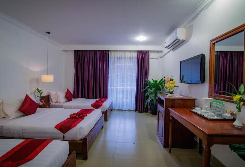 اتاق لوکس سه تخته, Mekong Angkor Deluxe