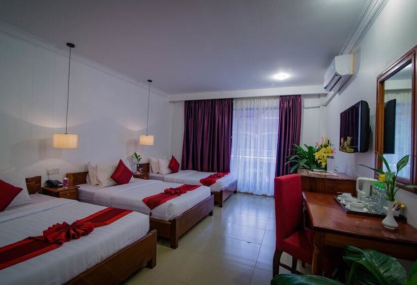 اتاق لوکس سه تخته, Mekong Angkor Deluxe