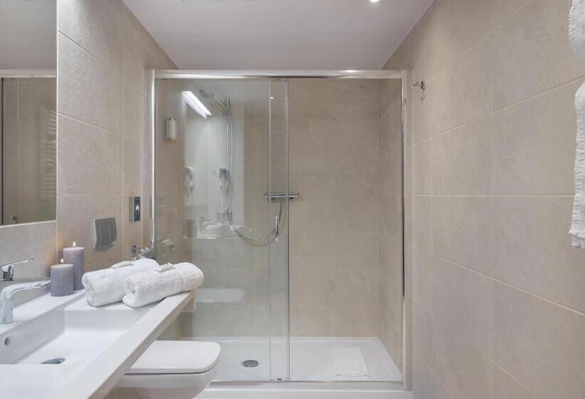 اتاق استاندارد یک نفره, Molo