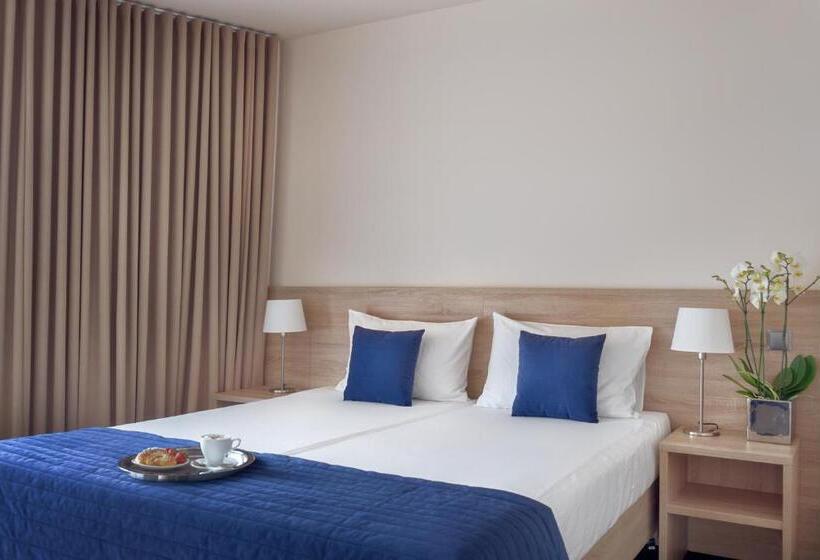 اتاق استاندارد, Molo