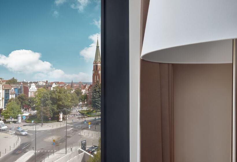 اتاق استاندارد یک نفره, Molo