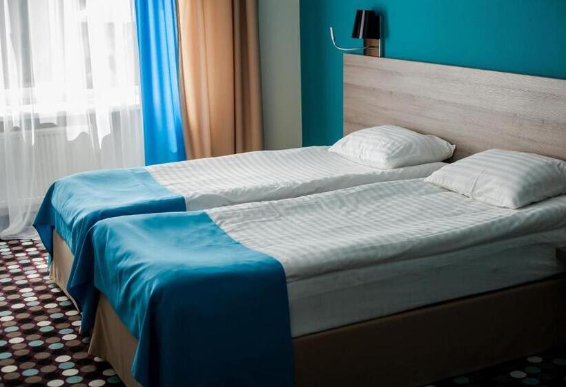 수피리어 룸, Optima Rivne