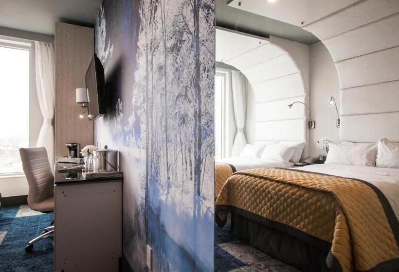 Четырехместный Номер Deluxe, Wyndham Garden Brooklyn Sunset Park