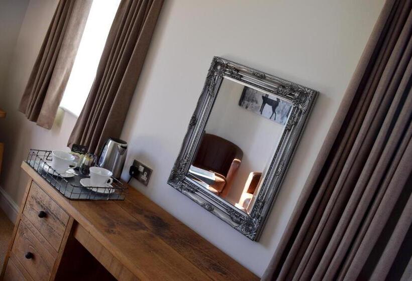 이그제큐티브 스위트, The White Hart Inn