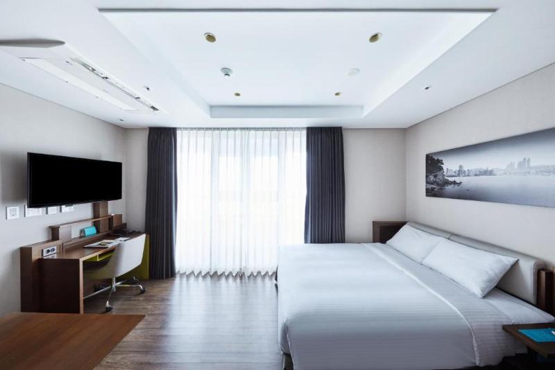 Deluxe Studio, Felix By Stx Hotel & Suite