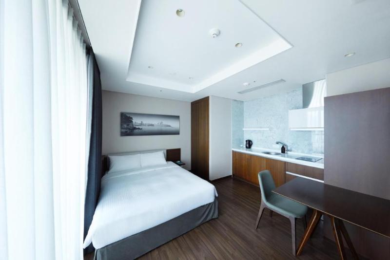 Deluxe Studio, Felix By Stx Hotel & Suite