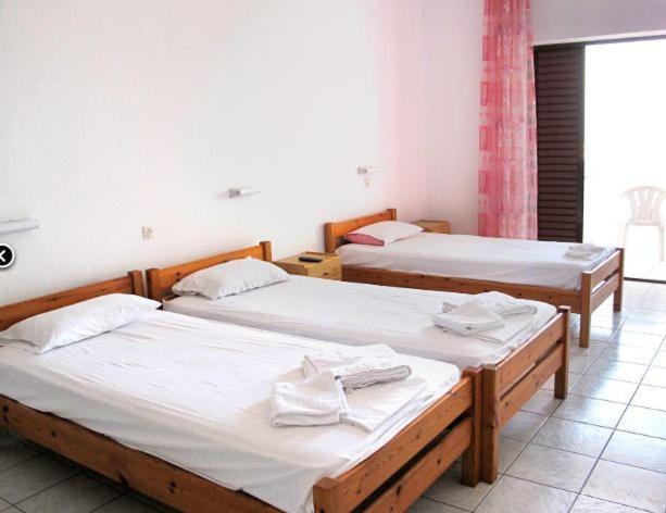 סטודיו סטנדרטי נוף לים, Skentos