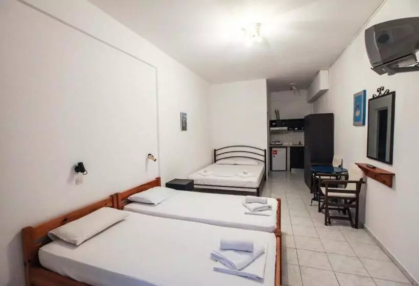 1 Bedroom Apartment Pool View