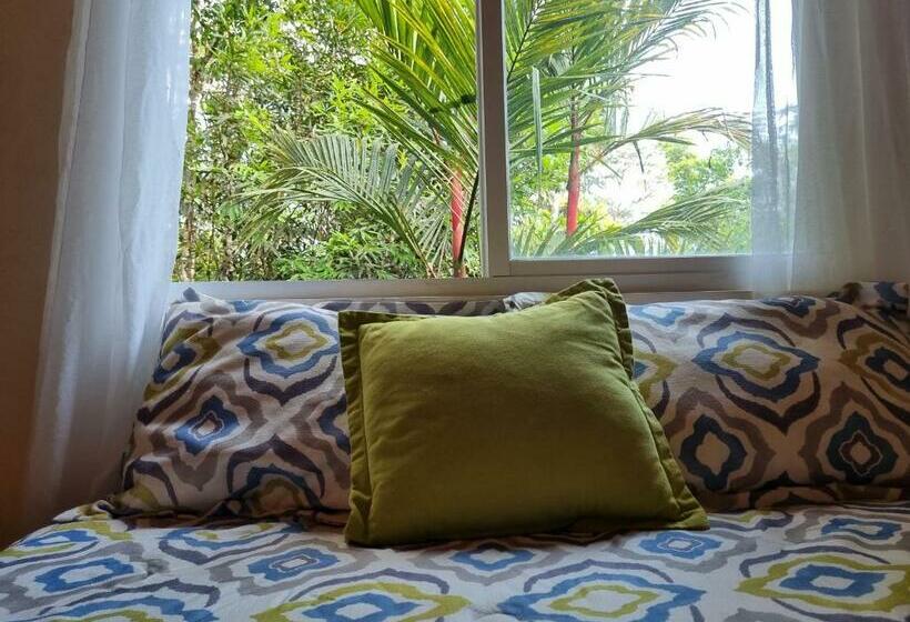 חדר סטנדרט לשלושה, Olp Treehouse Cerro Azul