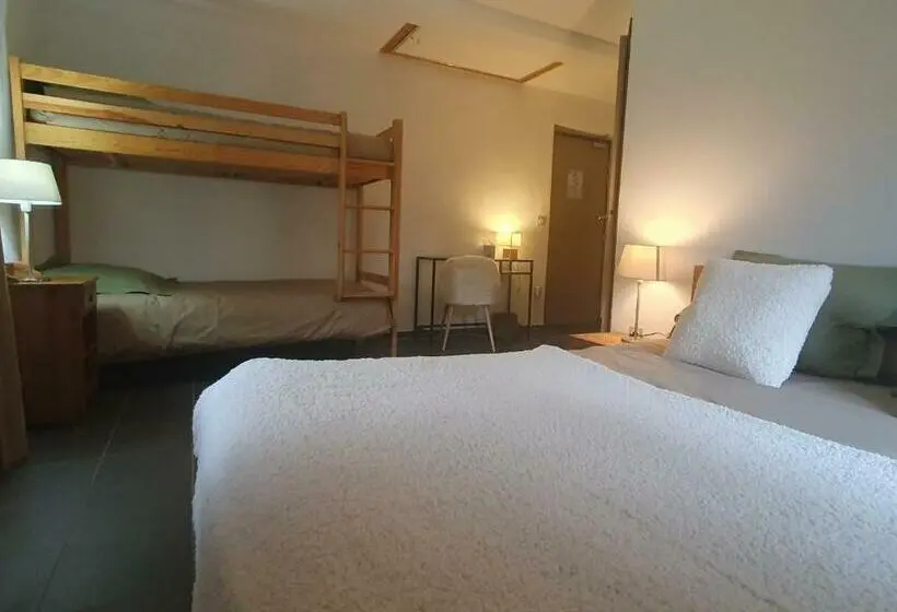 スタンダード４人部屋, Refuge Hôtel De Bayasse