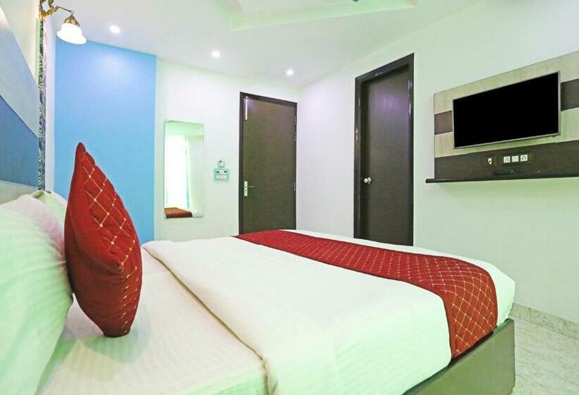 غرفة ديلوكس, Prithvi Raj Near Delhi Airport